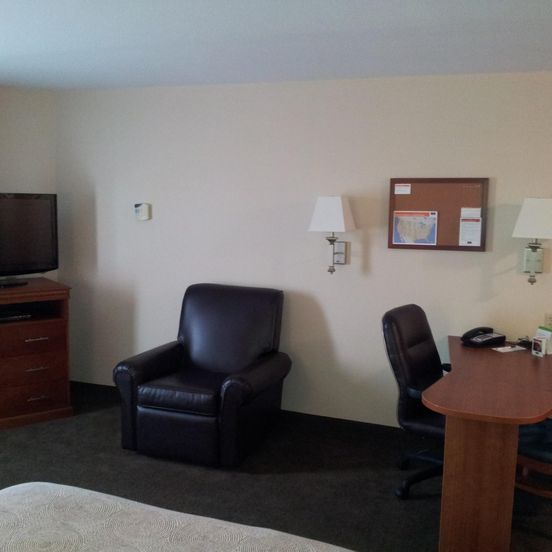 Candlewood Suites Fredericksburg By IHG image 1