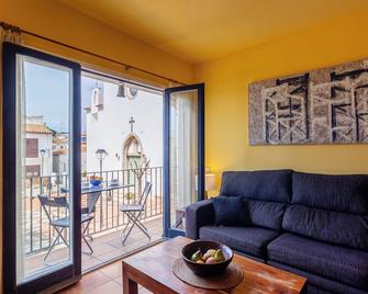 Apartament Antic Plankton - Calella Palafrugell - Free Parking, Beach, Wifi, Perfect holidays - Calella de Palafrugell - Living room