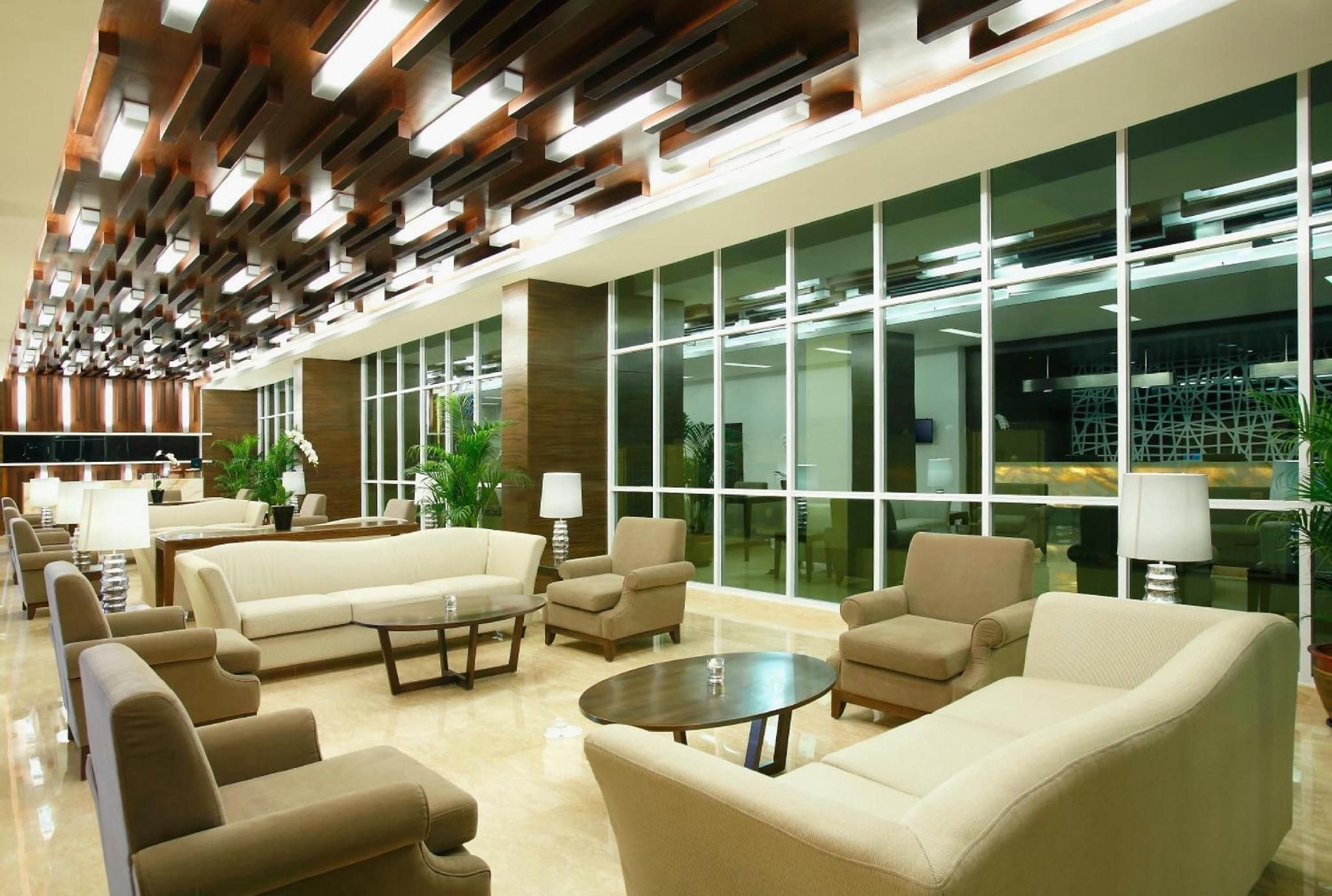 Hotel Santika Cikarang - בקאשי - טרקלין