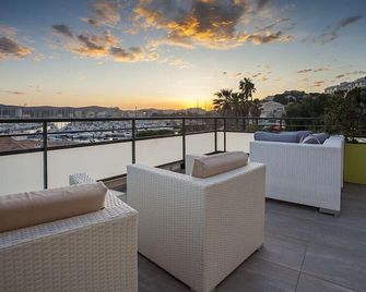 Hotel Baptistin - Le Lavandou - Μπαλκόνι