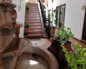 Suites Sofia - Κερετάρο - Σκάλες