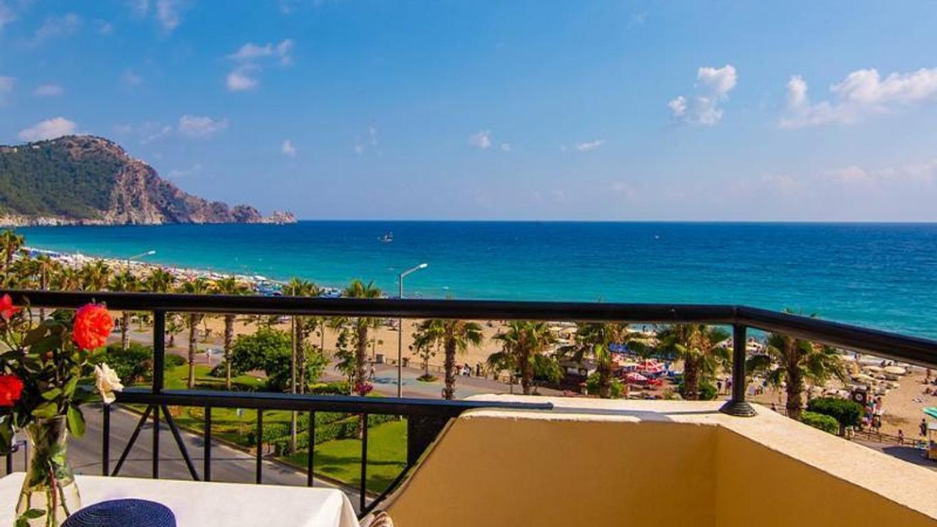 Kleopatra Beach Hotel