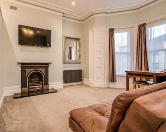 Central Belfast Apartments Harpers - Belfast - Living room