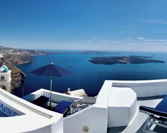 Altana Heritage Suites - Imerovigli - Balkong