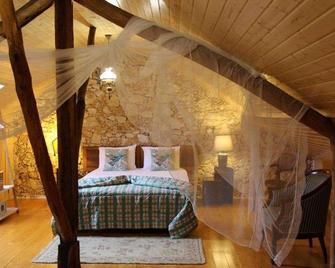 Lameira Da Longra - Bohemian Artistic House - Tomar - Quarto