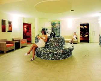 Kur- und Wellness Hotel Mönchgut - Gohren