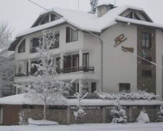 Rahoff hotel - Bansko - Building