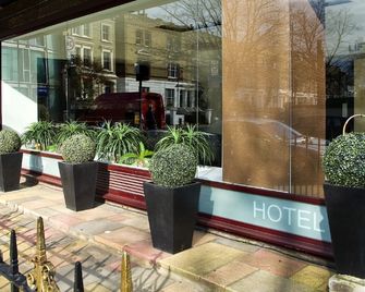 Hotel Lily - Londra - Vista esterna