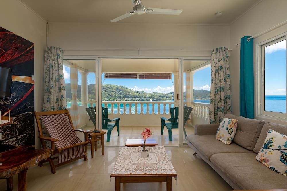 Top View Retreat Selfcatering - فيكتوريا - غرفة معيشة