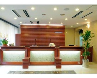 Hotel Shin Osaka / Vacation Stay 81523 - Osaka - Front desk