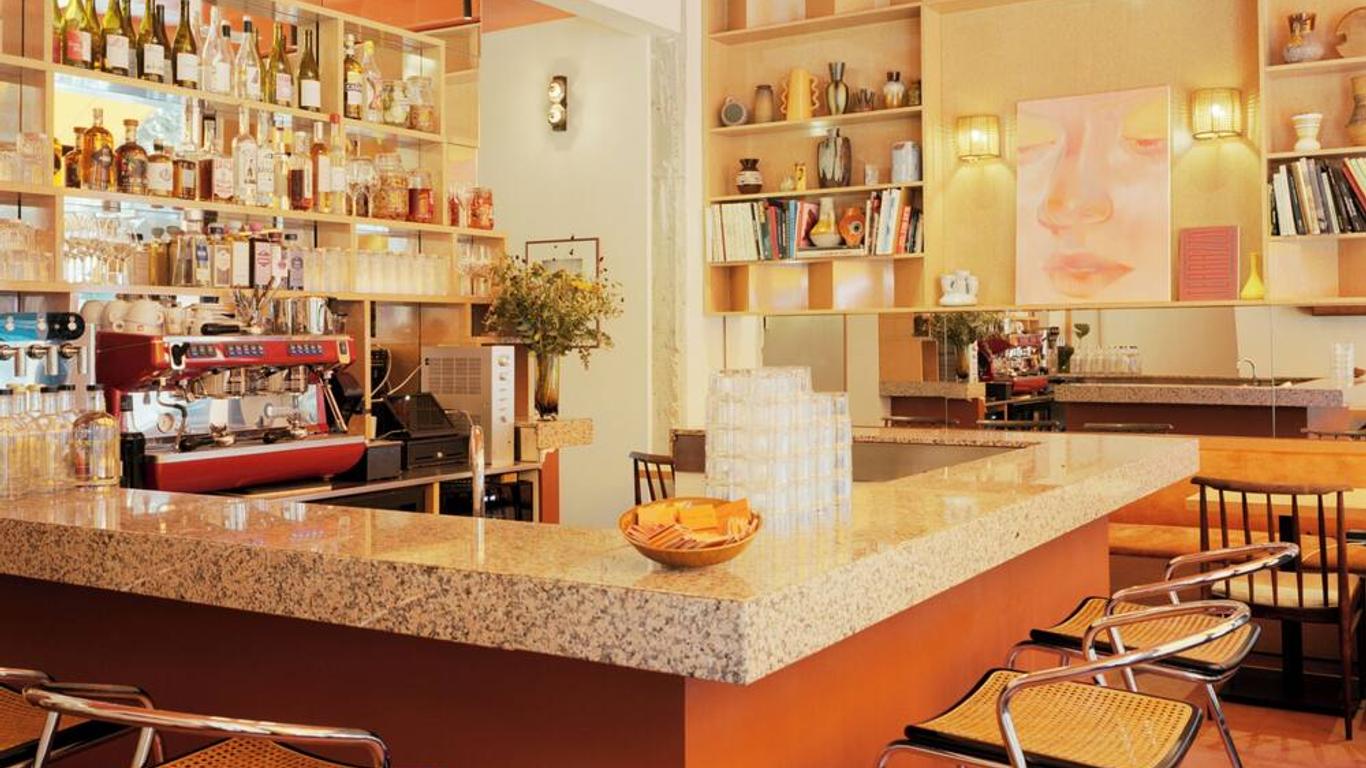 Hôtel Présent - Entrée autonome, réception en ligne - Encore Mieux