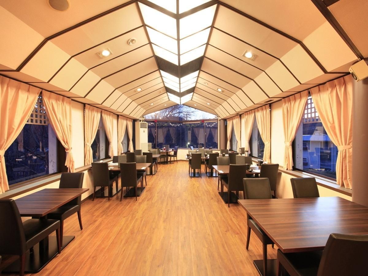 Izu Ippeki Lake Lakeside Terrace - איטו - מסעדה