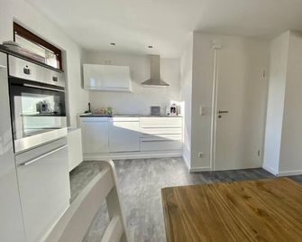 Apartment Dachgeschoss - Bad Endbach - Cocina