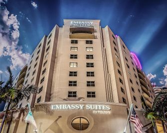 Embassy Suites by Hilton San Diego Bay Downtown - San Diego - Building