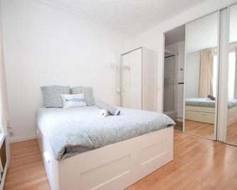 Top location near ParisSuperb cosy 2p apartment - Vincennes - Chambre