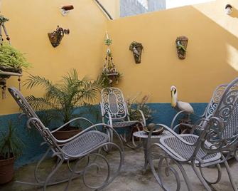 BlueRoom Cari y Famlia - Trinidad - Patio