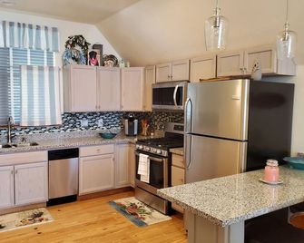 Paso Robles Wine Country Loft - Atascadero - Küche