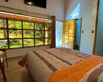 Villa Sebastiana Bungalows - Tarapoto - Habitación