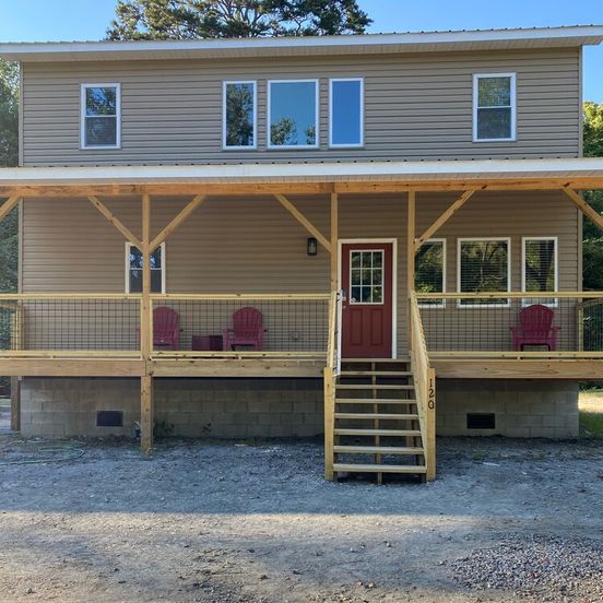 Building view of Barn and bling on Windrock