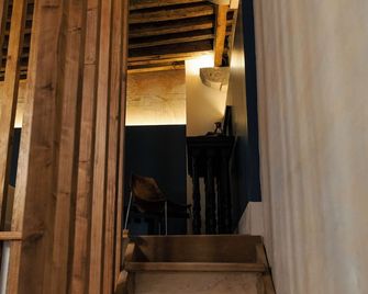 Por los Siglos de los Siglos Hotel - Huamantla - Stairs