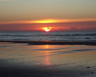 Le Regina Hôtel restaurant - Hardelot-Plage - Beach