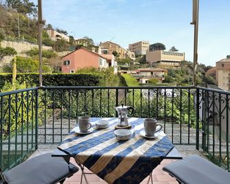 Bilocale Sul Borgo - Finale Ligure - Balkon
