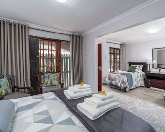 Kuiersaam Guesthouse Luxurious & Mordern Accommodation - Secunda