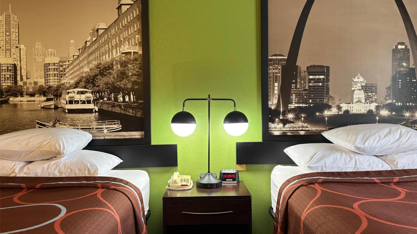 Super 8 by Wyndham Jacksonville