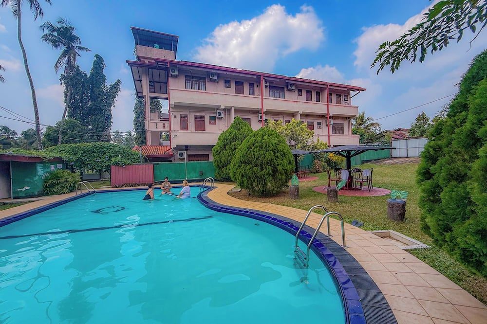 Airport Green View Resort - Negombo - Pool