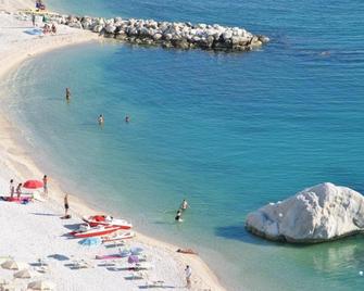 Camping Village Riviera - Numana