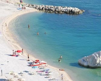 Camping Village Riviera - Numana - Pláž