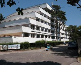Osw Kaper - Jurata - Building