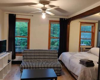 Serene Studio Close To Nyc. Walk To Shops, Path - Jersey City - Bedroom