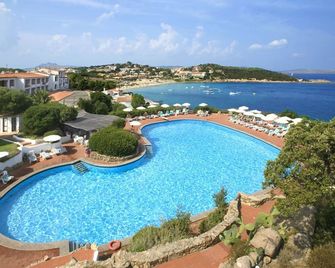 Hotel La Bisaccia - Baia Sardinia - Pool