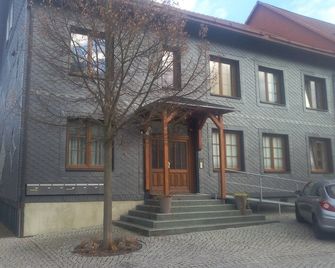 Apartment 'Germania' - Ilmenau - Gebäude
