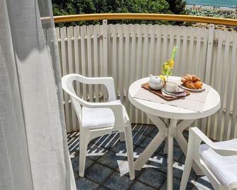 Salus Smart & Chic Hotel - Jesolo - Varanda