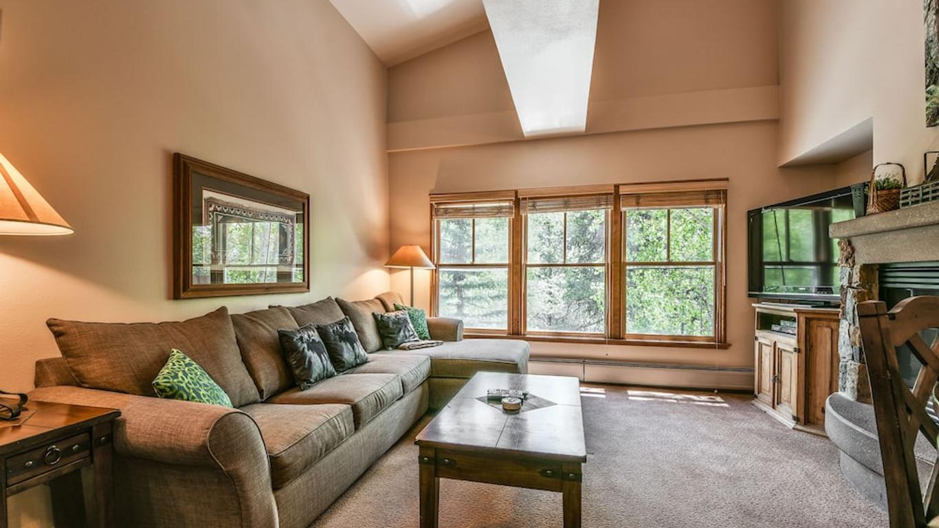 Jack Pine 8008 by SummitCove Vacation Lodging