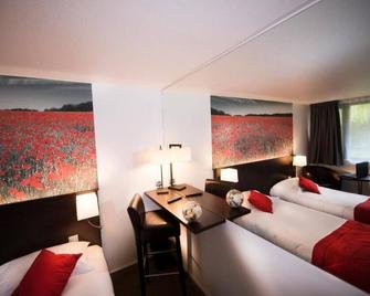 Hotel Pavillon des Gatines - Plaisir - Спальня