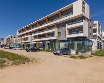 Royal Palace Elegant Apartment - Warsaw - Building