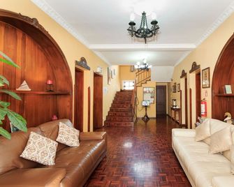 Hotel La Cartuja - Quito - Sala de estar