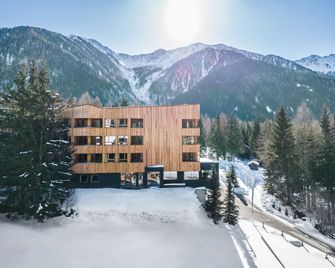Falkensteiner Hotel Antholz - Rasun Anterselva/Rasen-Antholz - Building