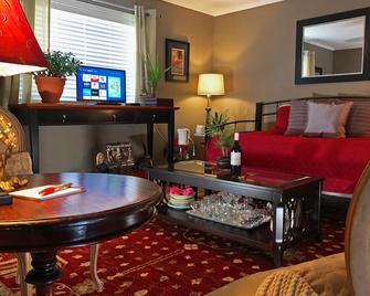 Butler Creek House - Niagara-on-the-Lake - Living room