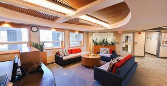 St. Lawrence College Residence - Kingston - Kingston - Lobby