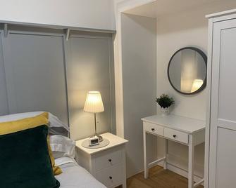 The Howff - Lovely 2-Bed Apartment in Anstruther - Anstruther - Bedroom