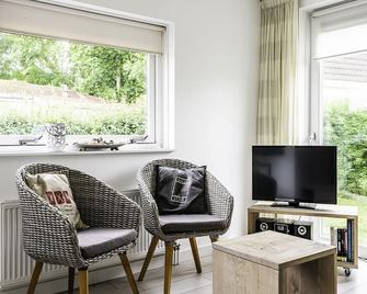 Sand & Dunes nr. 32 by Interhome - Vlissingen - Living room