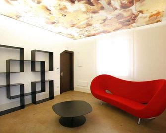 Urbino Resort - Tenuta Santi Giacomo E Filippo - Urbino - Wohnzimmer