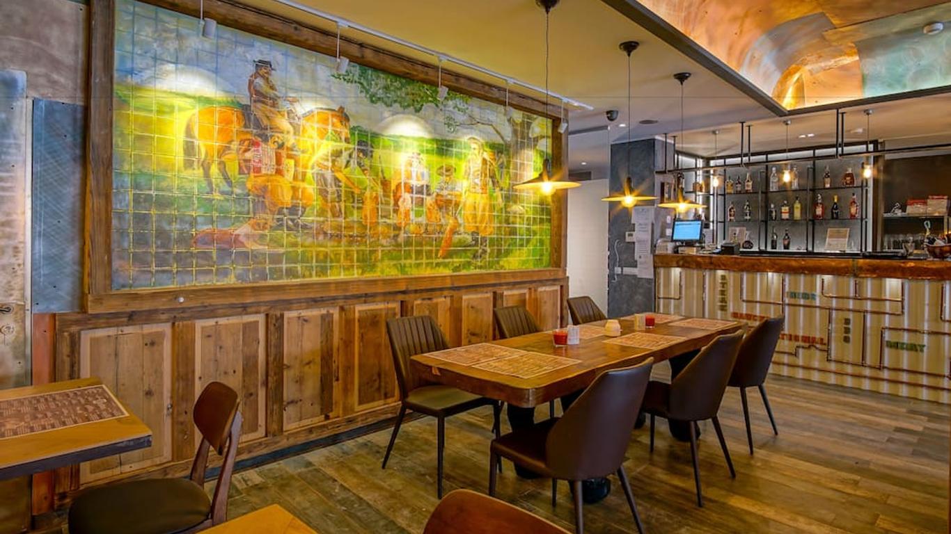 أولد تاون بوتيك هوتل