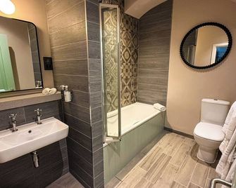 Mill on the Exe - Exeter - Bathroom