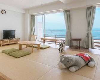 Diamond Setouchi Marine Hotel - Tamano - Wohnzimmer
