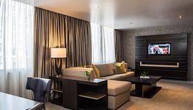 Continental Hotel Panama - Panama City - Living room